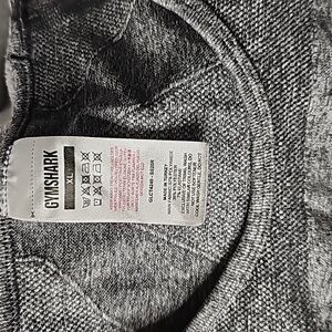 Gymshark Crop Top (grey & pink) XL